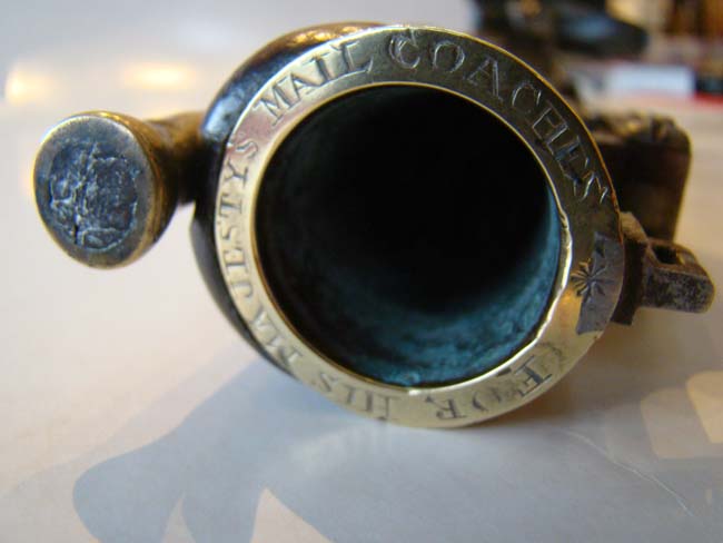 A fine and rare English flintlock blunderbuss pistol by Durs Egg inscribed "FOR HIS MAJESTY'S MAIL COACHES" circa 1800 — image 10